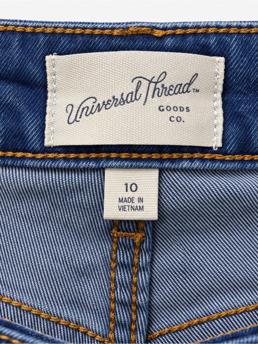 Universal Thread Women's Straight-Leg Denim Jeans in Medium Blue - Picture 3 of 3